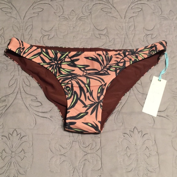 Seea Solimar Reversible Bottom - Picture 4 of 8